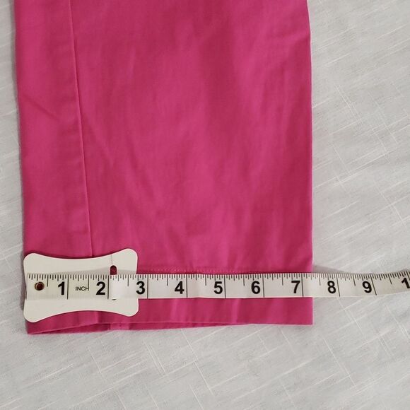 Talbots. Fushia Cropped Pants. High Rise with 2 Front Pockets. Size 4. - Picture 9 of 13